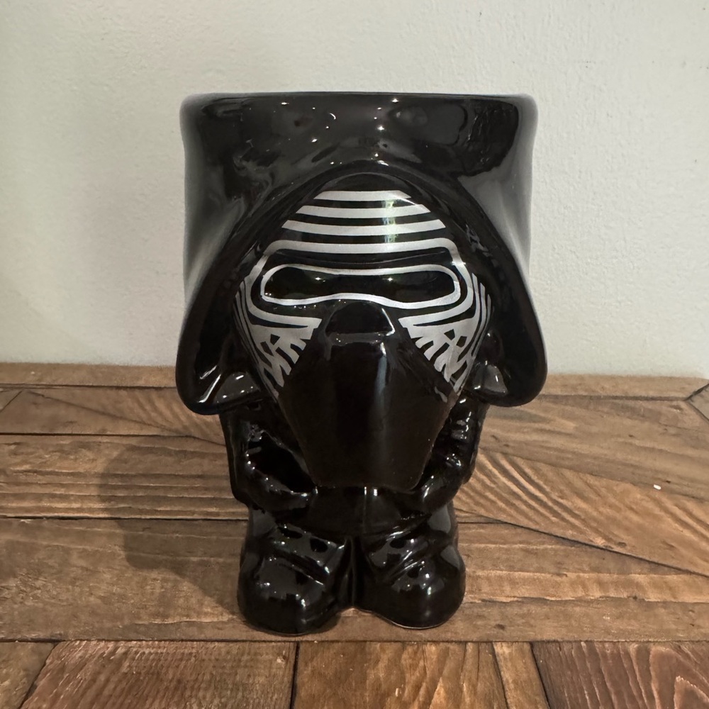 Galerie Star Wars Kylo Ren Black Ceramic Goblet Tiki Cup Mug